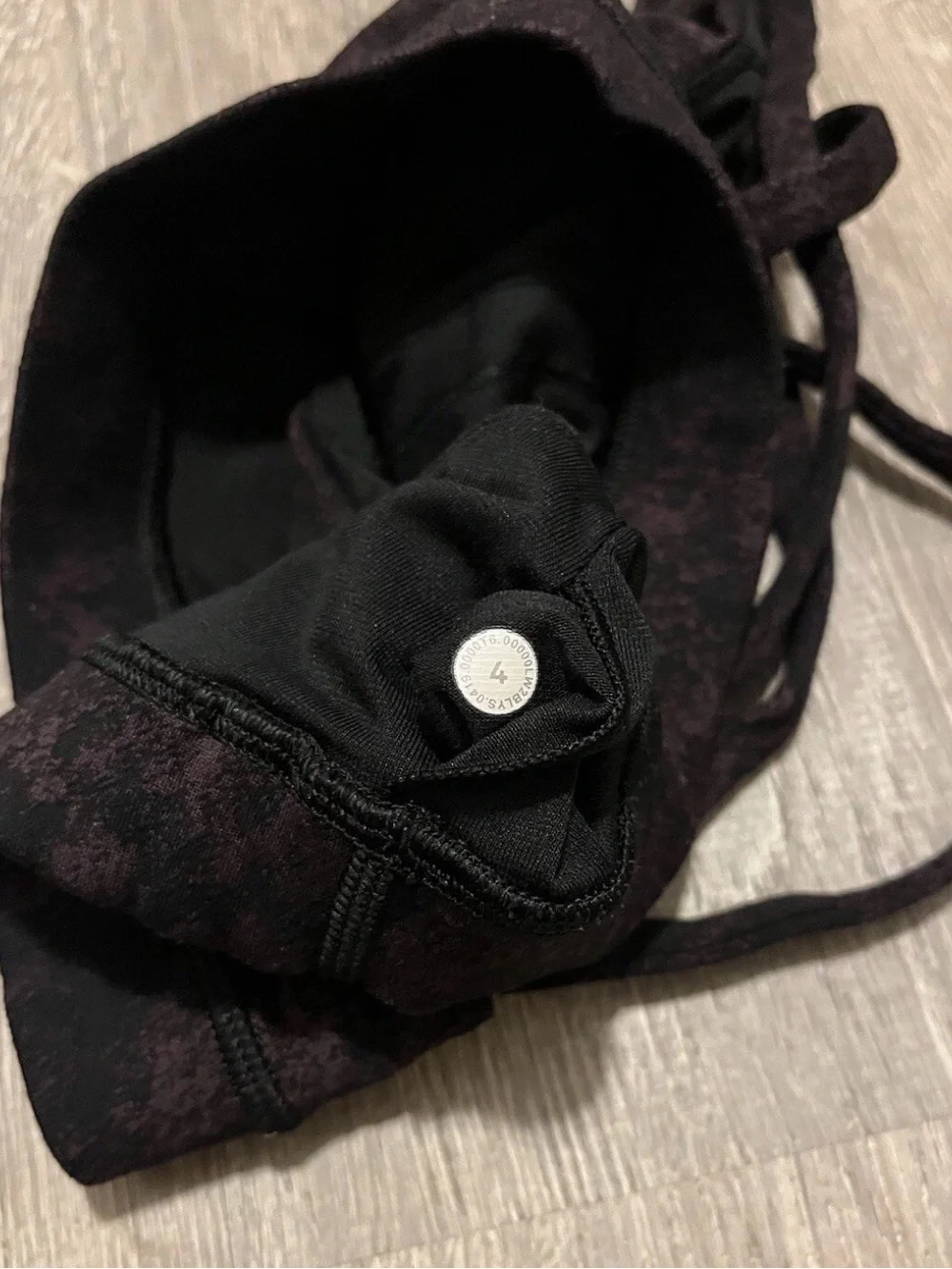 Lululemon Energy Bra Women’s Size 4 Black Purple Activewear Athletic Atheleisure